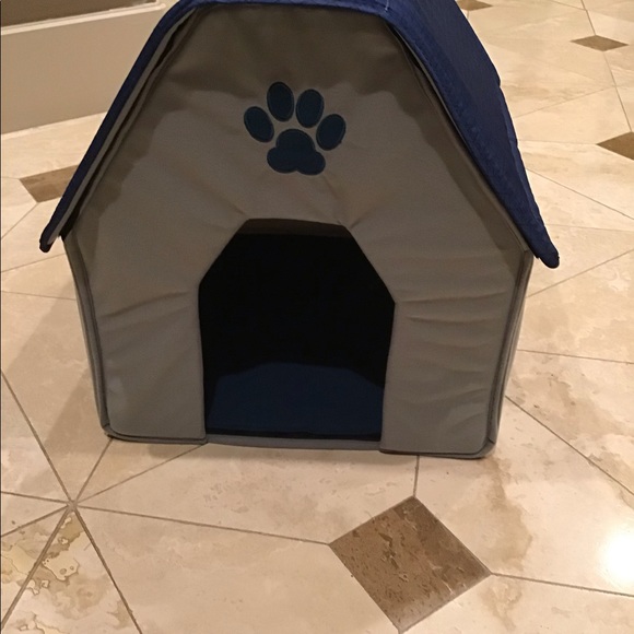 🎉COLLAPSABLE DOG OR CAT HOUSE SOFT SIDED NWOT - Picture 3 of 8